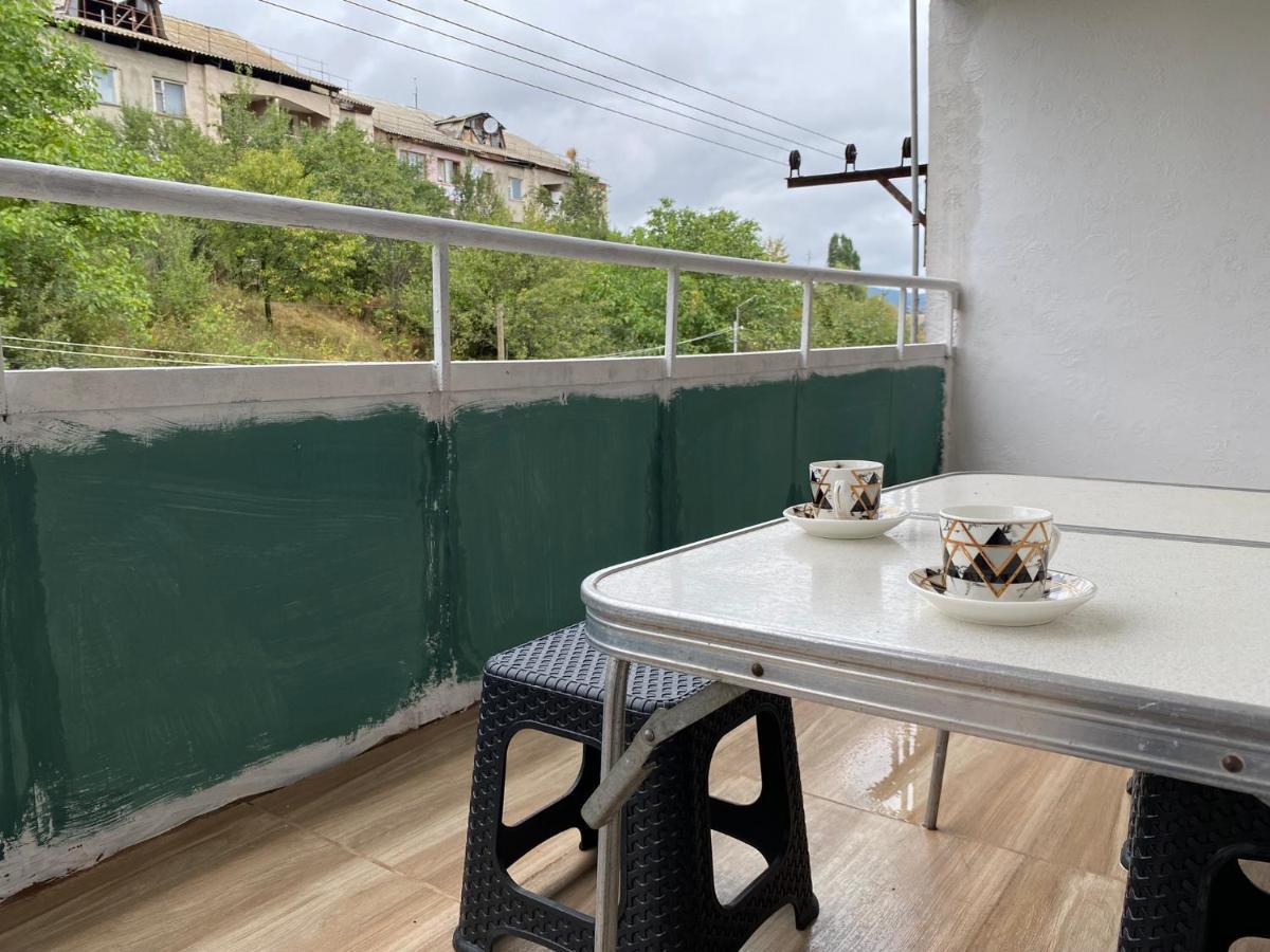 Lovely 2-Bedroom Apartment Near Ayb School Dilidschan Exterior foto